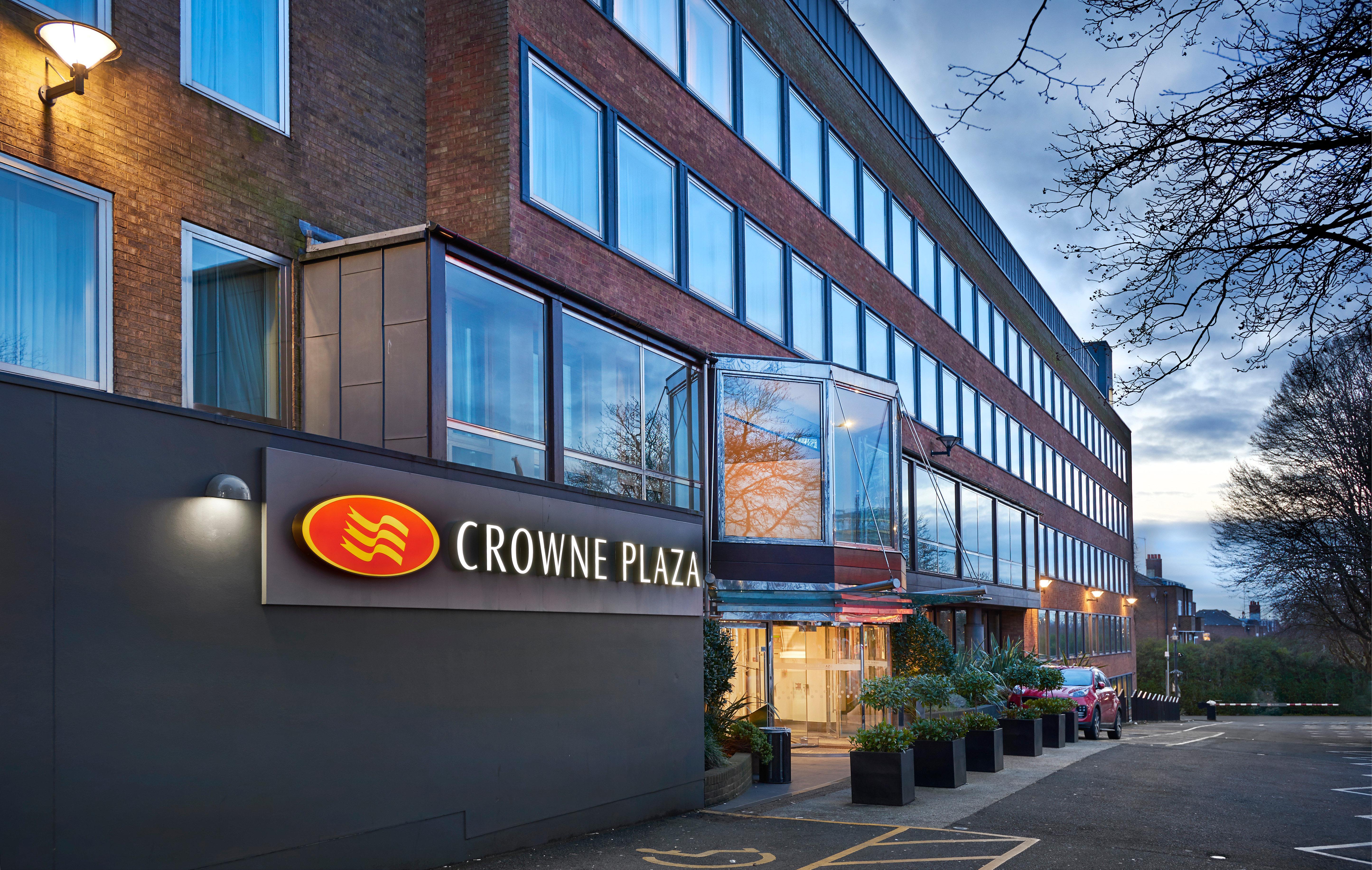 Hotel Crowne Plaza London Ealing Zewnętrze zdjęcie